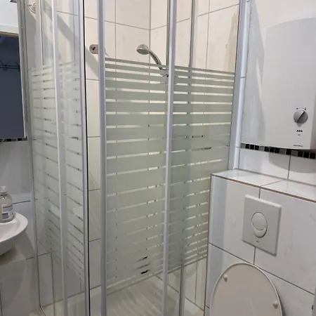 Ein-zimmer-apartment *